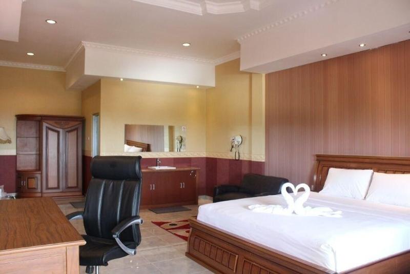 Imelda Hotel - Waterpark - Convention image