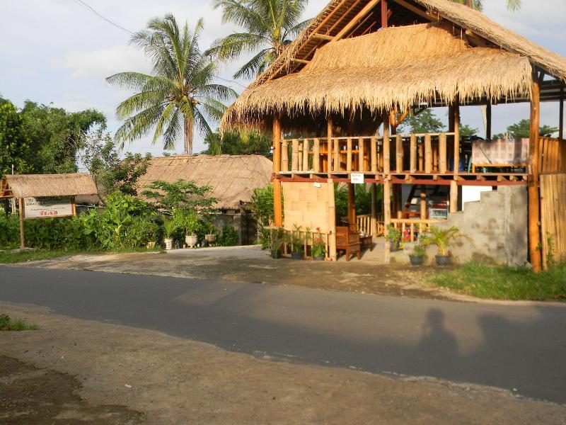 Mr.DIN Rinjani Trails Hotel image