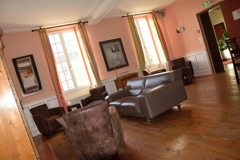 Domaine du Prieuré image