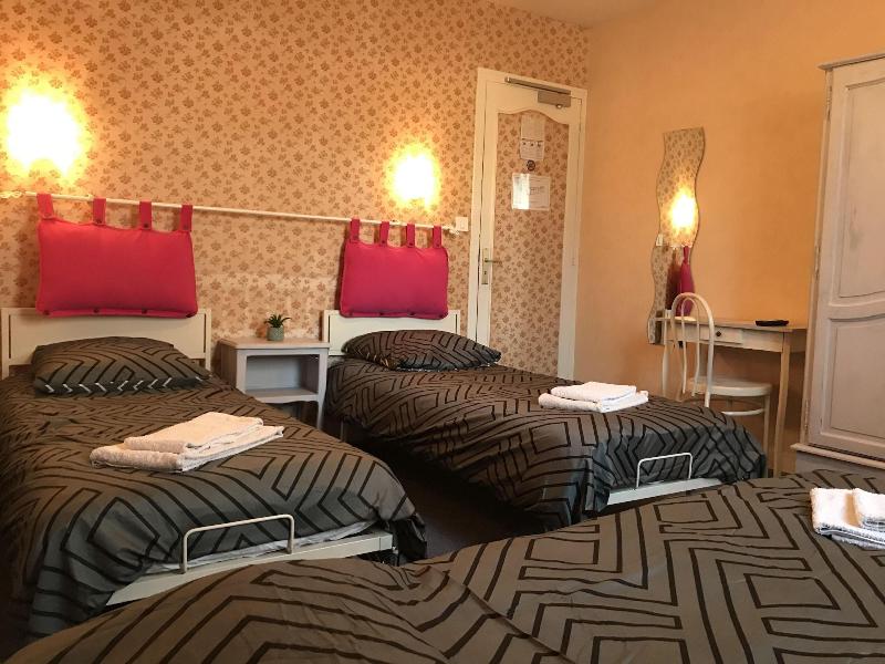 Hôtel du Grand Chêne image