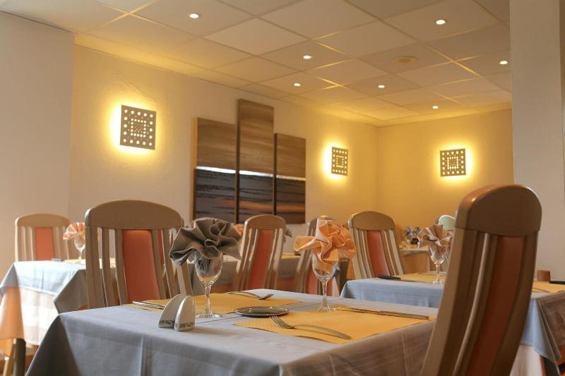 Hôtel Restaurant Relais des Champs image