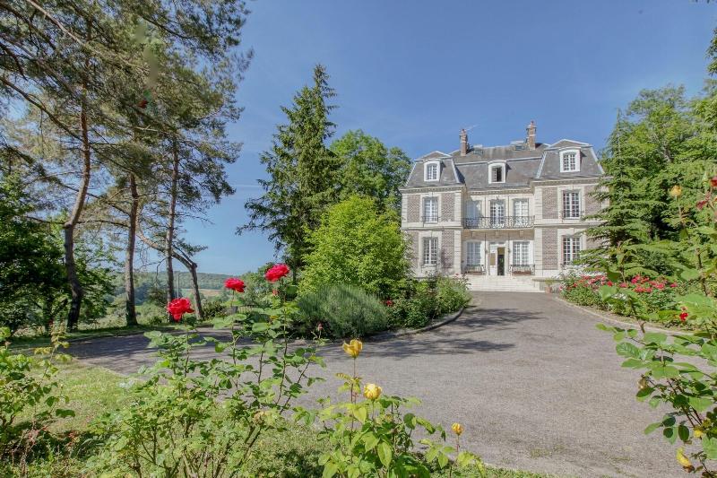 Château d'Avesnes - Le Castelet image