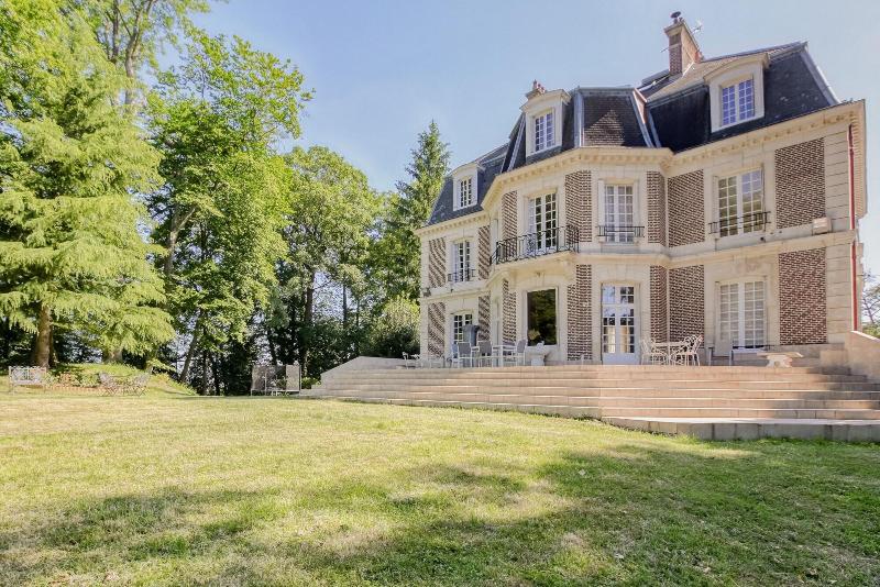 Château d'Avesnes - Le Castelet image