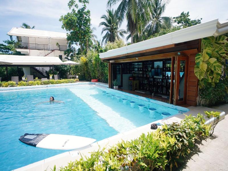 Point 303 Surf Resort