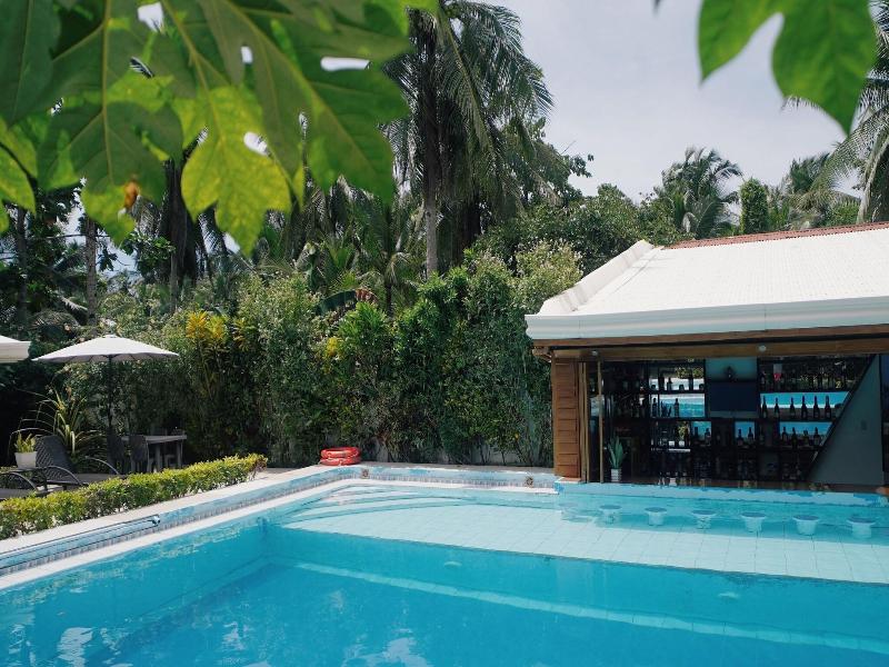 Point 303 Surf Resort