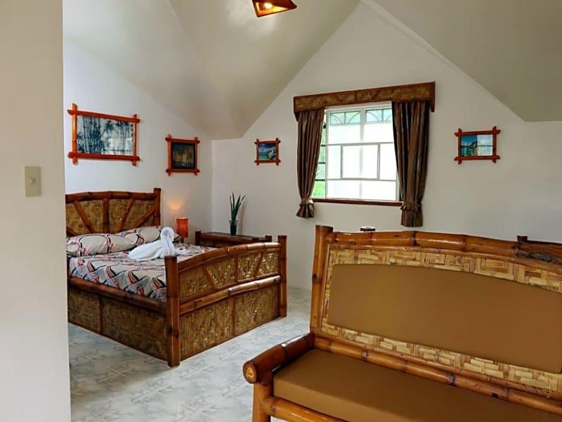 Guindulman Bay Tourist Inn image