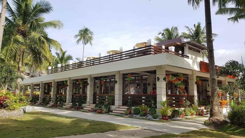 Caluwayan Palm Island Resort image