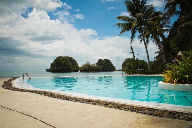 Caluwayan Palm Island Resort image