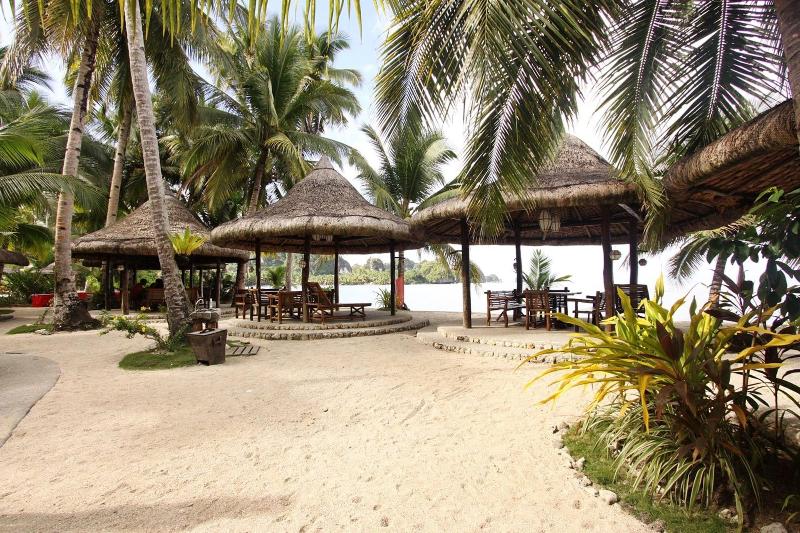 Caluwayan Palm Island Resort image