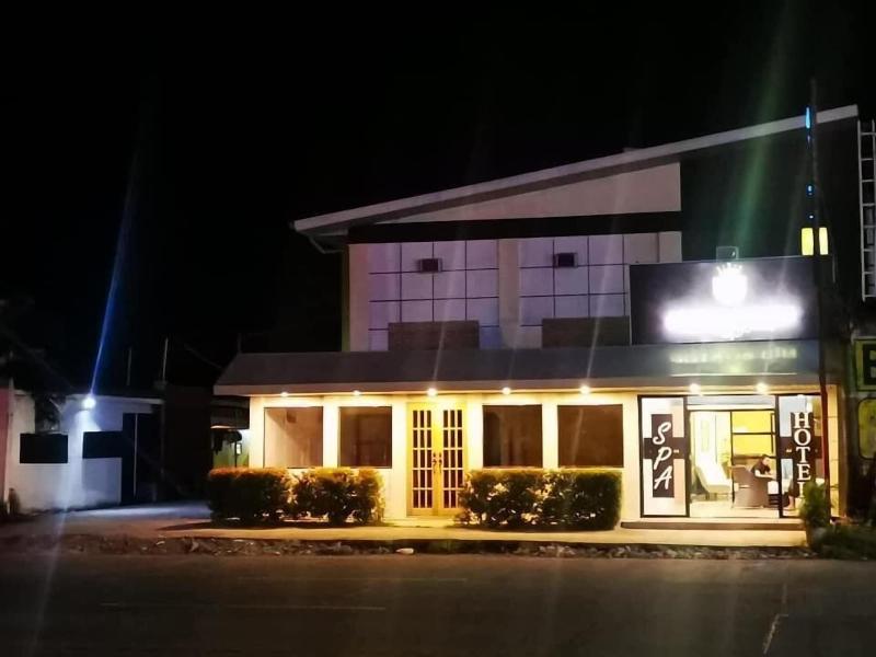 Anton's Inn Hotel image