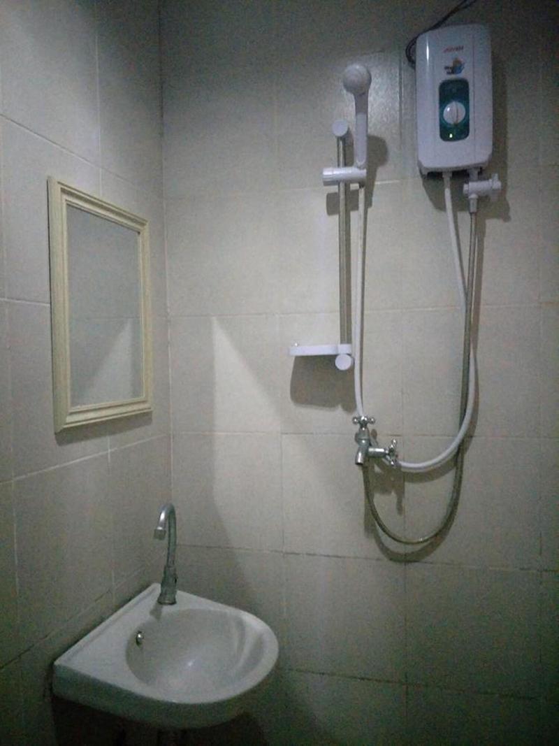 Anton's Inn Hotel image