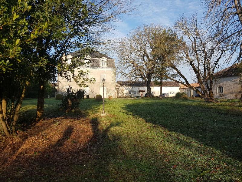 Château de Champblanc image
