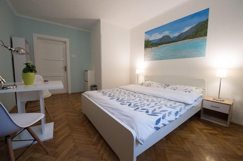 Vila Teslova image