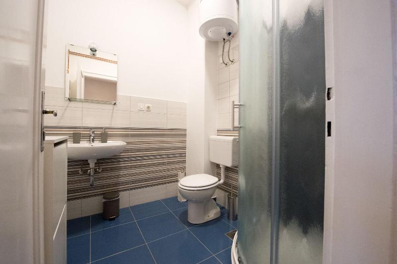 Vila Teslova image