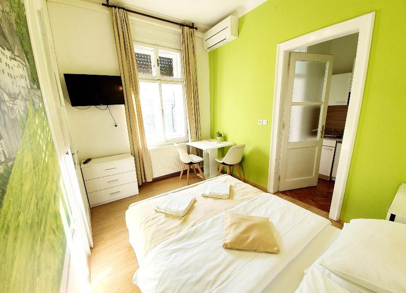 Vila Teslova image
