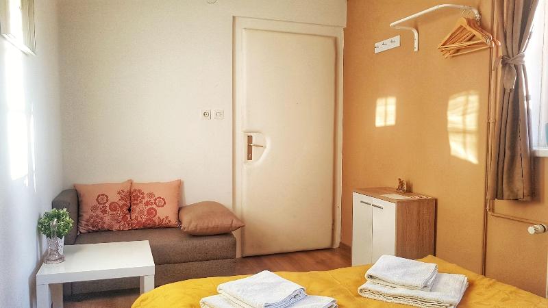 Vila Teslova image