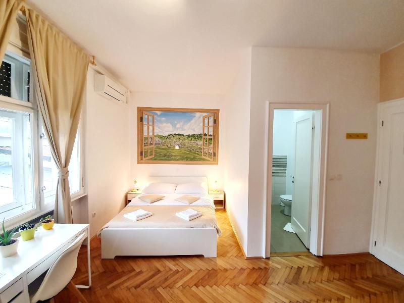 Vila Teslova image