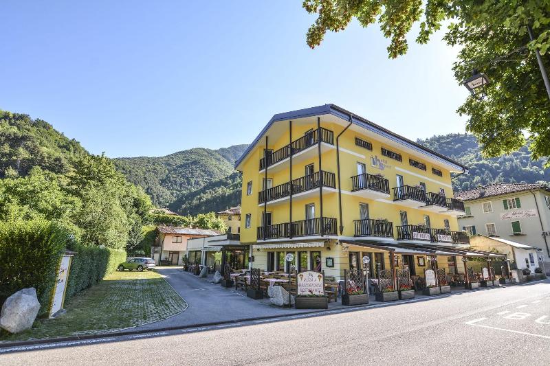 Hotel Sport image