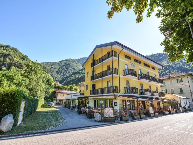 Hotel Sport — general view