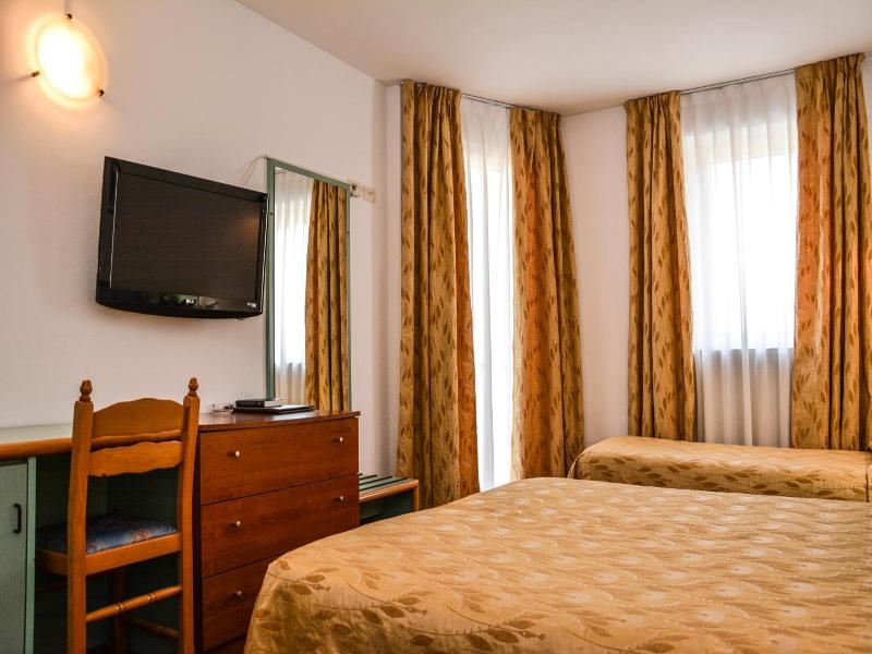 Hotel Sport image