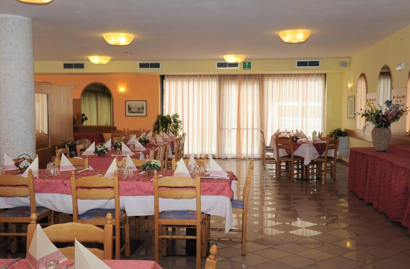 Hotel Sport image