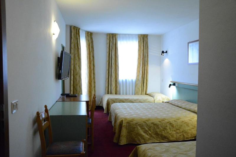 Hotel Sport image