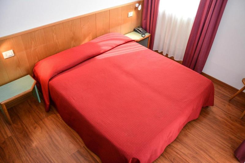 Hotel Sport image