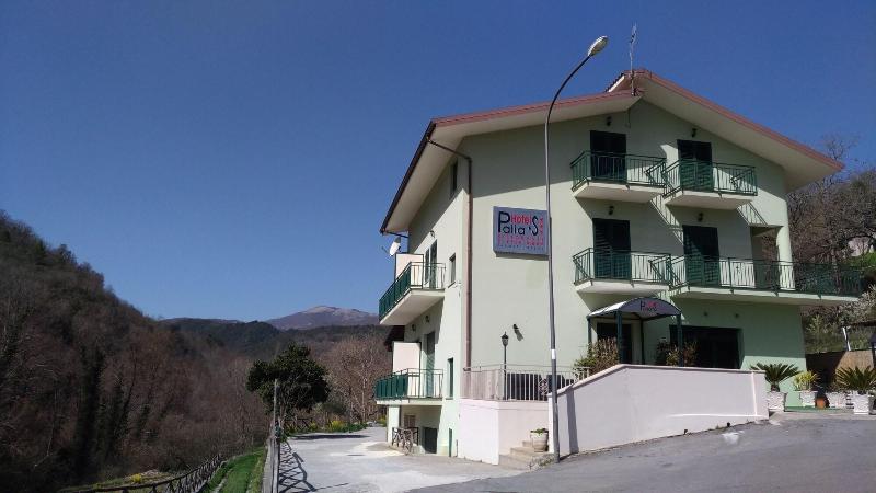 Palia's Hotel image