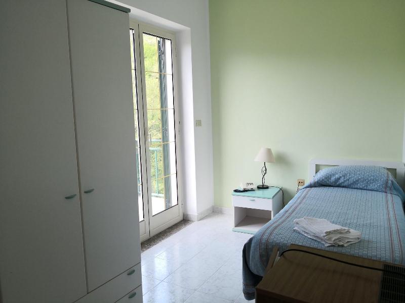 Palia's Hotel image