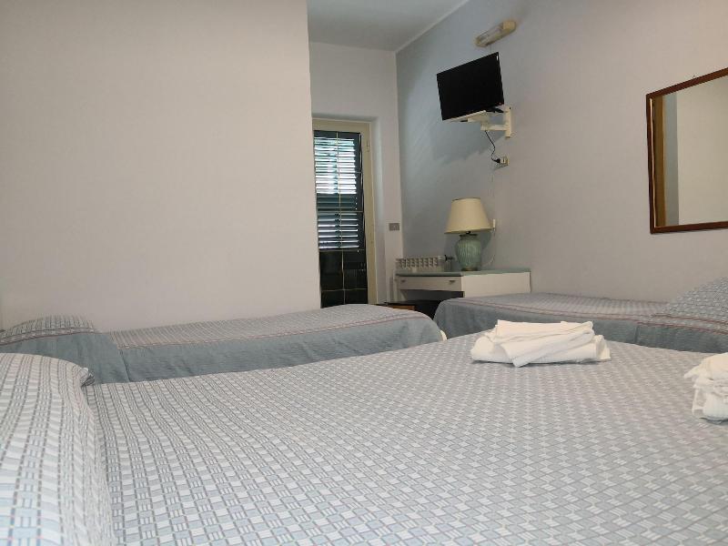 Palia's Hotel image
