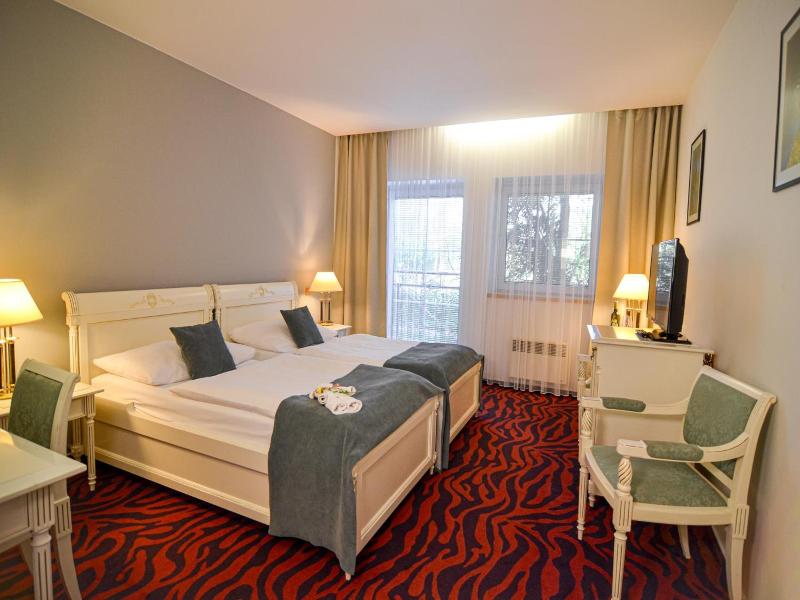 Hotel Galant Lednice image