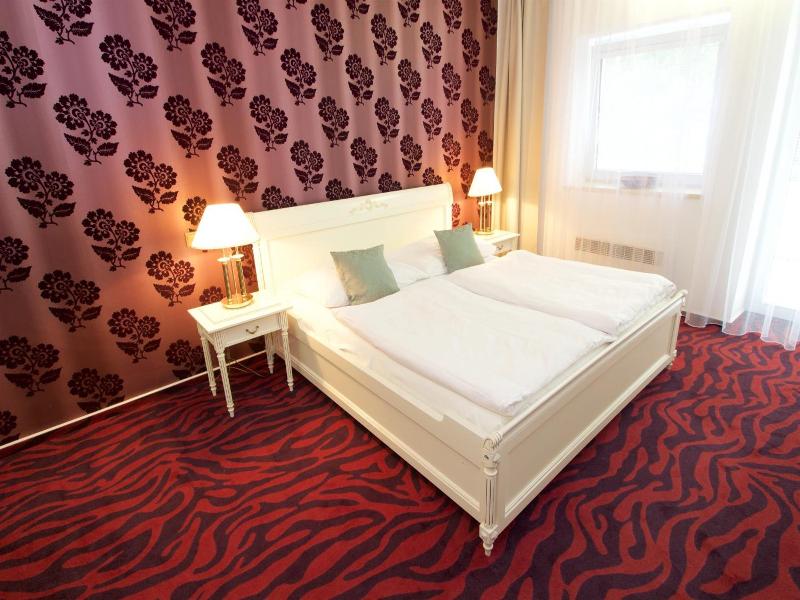 Hotel Galant Lednice image