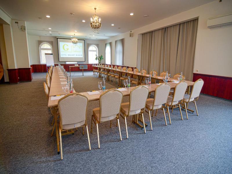 Hotel Galant Lednice image