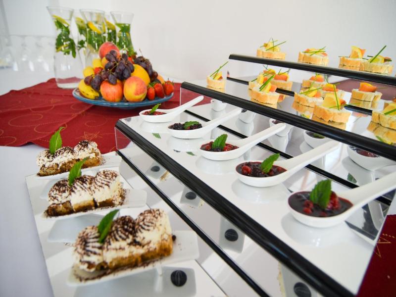 Hotel Galant Lednice image