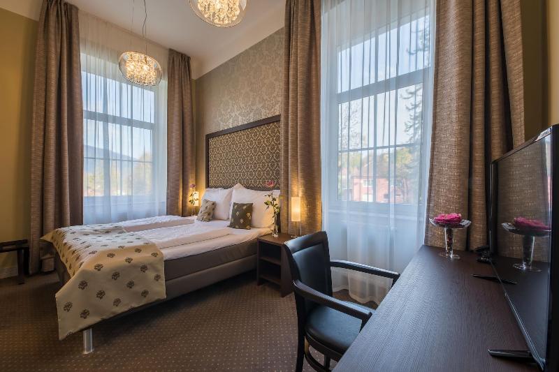 Wellness & Spa hotel Villa Regenhart image