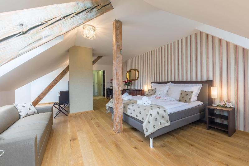 Wellness & Spa hotel Villa Regenhart image