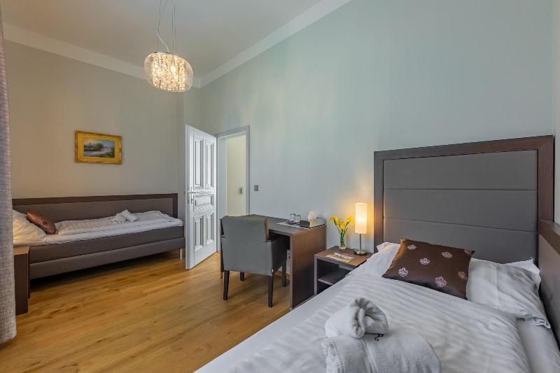 Wellness & Spa hotel Villa Regenhart image