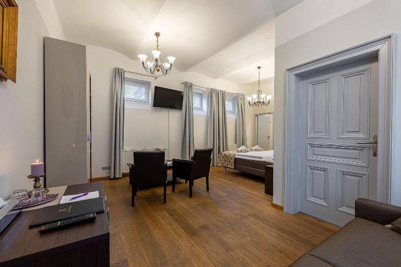Wellness & Spa hotel Villa Regenhart image