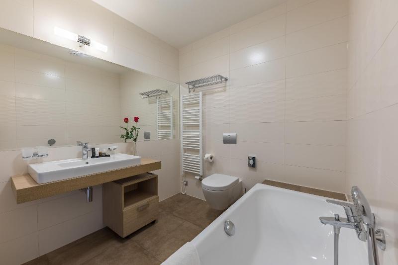 Wellness & Spa hotel Villa Regenhart image