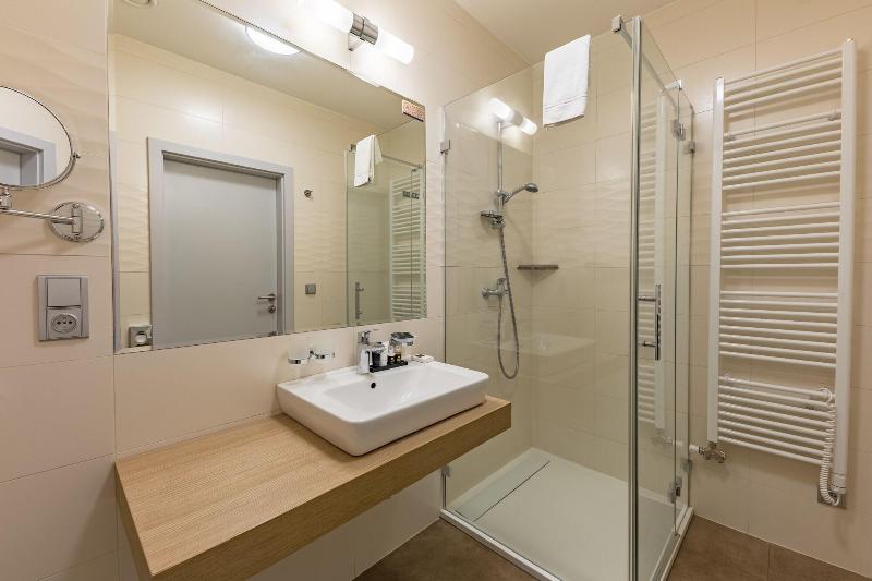 Wellness & Spa hotel Villa Regenhart image