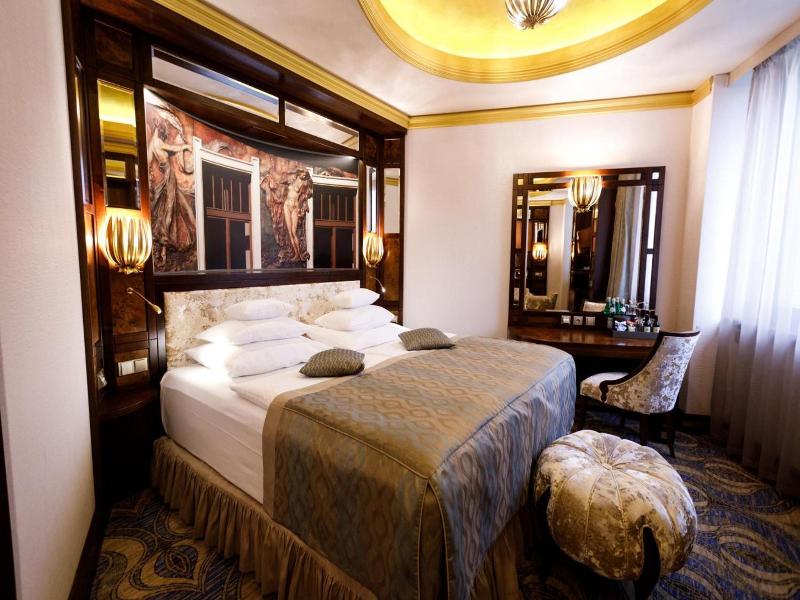 Kings Casino Hotel image