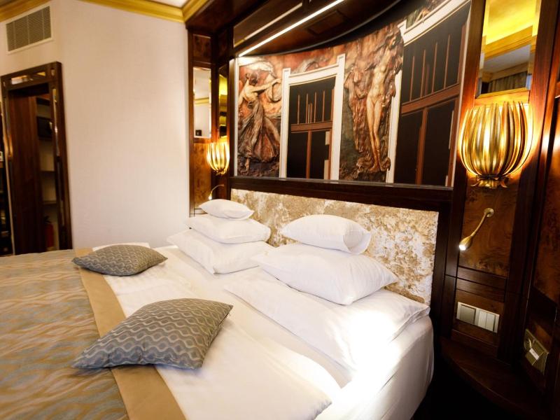Kings Casino Hotel image