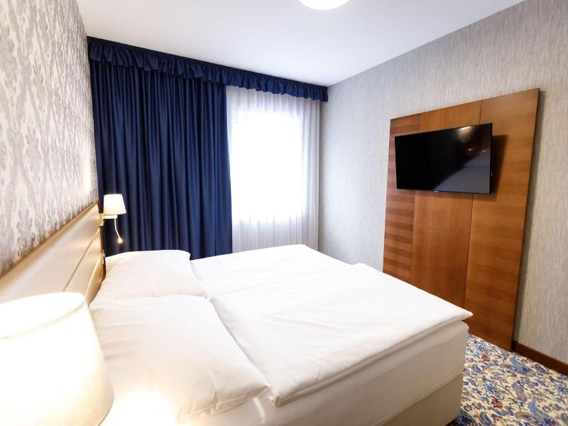 Kings Casino Hotel image