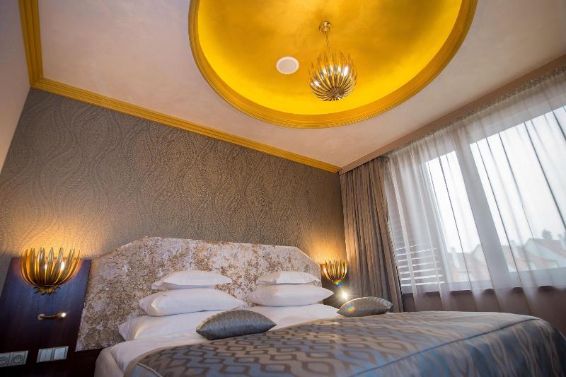 Kings Casino Hotel image