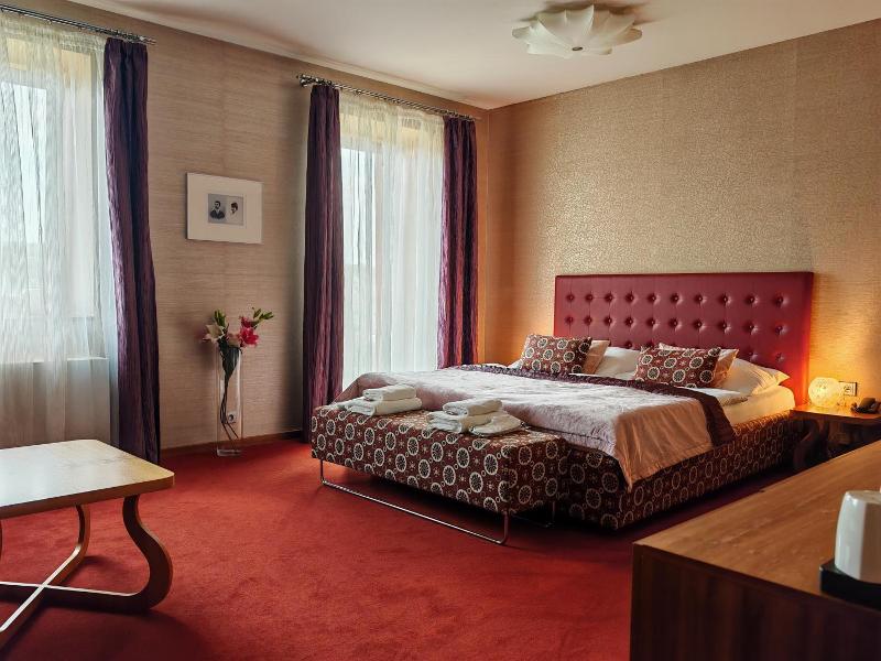 Hotel Rajska Zahrada image