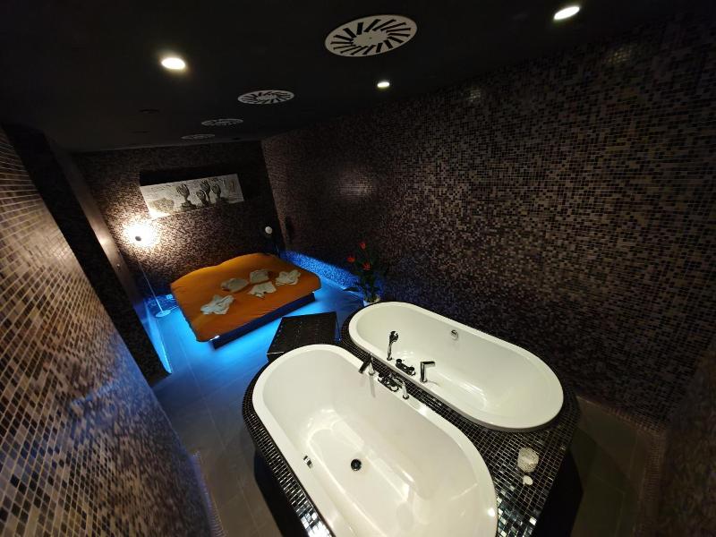 Hotel Rajska Zahrada image