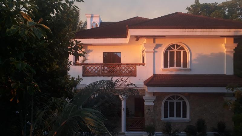 La Parola Orchids Beach Resort