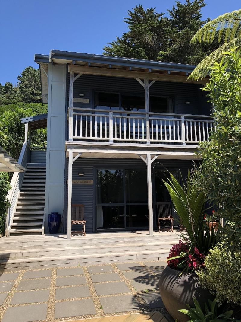 French Pass Beachfront Villas — main photo