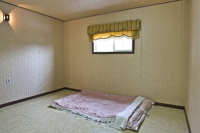 Hyundai Soo Resort Hoengseong image