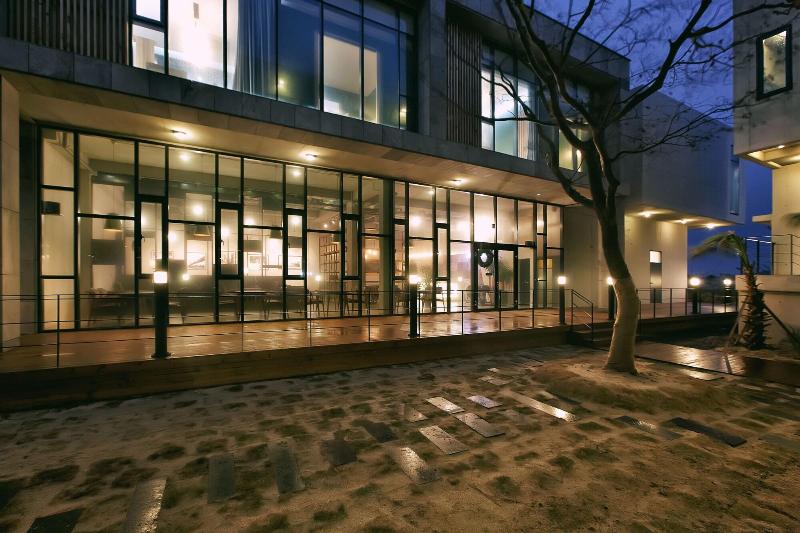 Jay N Chloe